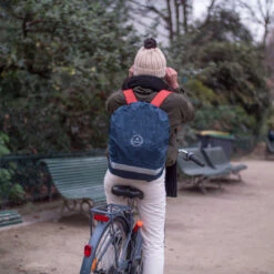 Edimbourg - Housse De Sac -Mode Sacs Magasin RAINCOVER BLEU CARRE BD 2 5c2c882d 872c 45f2 85de b677e9f9d3f2