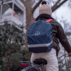 Mode Sacs Magasin -Mode Sacs Magasin RAINCOVER BLEU CARRE BD 3 fbe50932 877f 4396 9fa4 7066fb9049bc