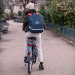 Edimbourg - Housse De Sac -Mode Sacs Magasin RAINCOVER BLEU CARRE BD 5a303759 1dd5 4d9f b52f 8266705ed2e5