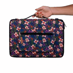 La City - Housse D'ordinateur - 13 Pouces 20 La City - Housse D'ordinateur - 13 Pouces -Mode Sacs Magasin TDM FW2122 LAPTOP CASE 13 POUCES LA CITY PORTE 1 BD