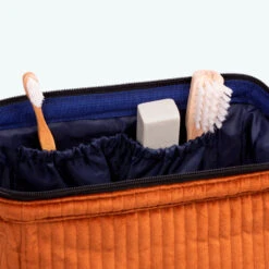 Cours Jean Jaures - Trousse De Toilette -Mode Sacs Magasin TDM W22 TROUSSE TRAVEL KIT COURS JEAN JAURES OUVERT 2 HBD